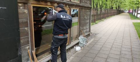 SIA Logu Apkope — stikla paketes uzstādīšanas darbu piemērs Rīgā